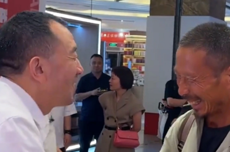 工地大哥回应在《人民日报》发文章