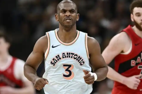 1年360万 保罗重返快船