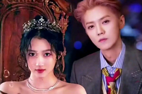 鹿晗关晓彤“同城零互动”