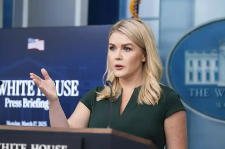 白宫发言人：洪灾是天意 政府没错