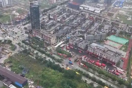 航拍贵州榕江全城撤离 