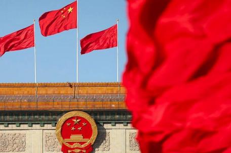 中办国办：合理提高最低工资标准