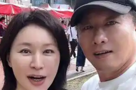 演员房子斌夫妻送高考祝福