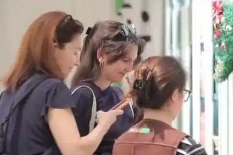 “中国游”带火“中国购”