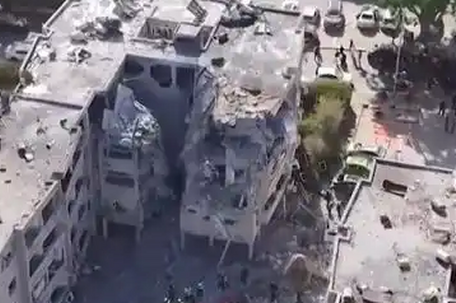 以色列城市被炸 地标大楼窗户剥落 