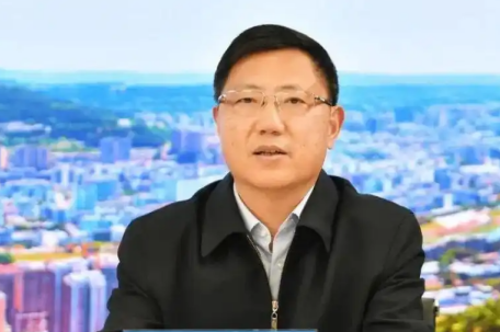 跑步视频获超11万条留言的书记落马