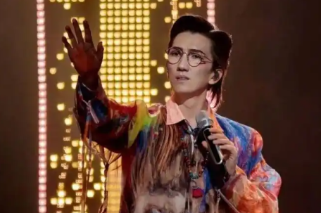 林志炫回应妆造像鹦鹉