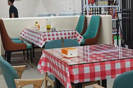 杨少华生前剪彩餐馆被恶意打差评