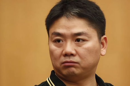 刘强东称从快递员到自己只隔了5层