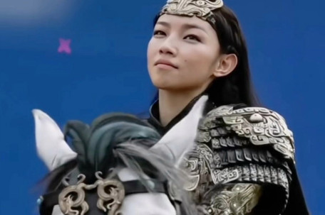 那尔那茜从《镖人》主演名单消失