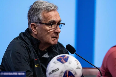 中国足协官宣伊万下课