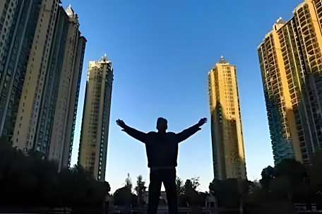 物业费谈不拢 多家物业公司宣布弃管