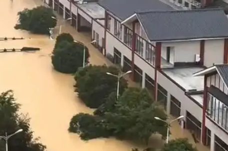 贵州榕江：人员不要滞留 全员撤离 