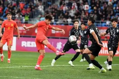 盐城2-0战胜镇江 