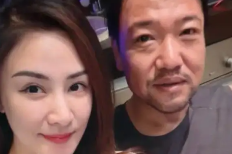 贾冰成功减肥后睡觉不打呼噜了