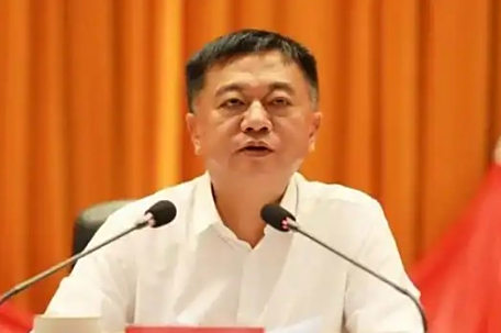 县委书记授意挪用1400万校园餐资金