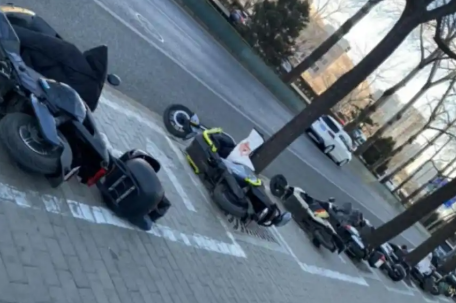 北京现13级极大风