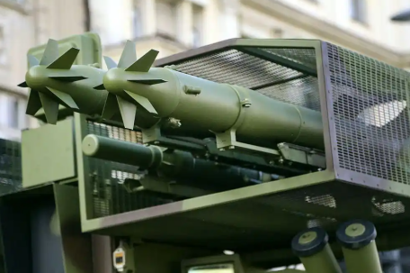 以防长威胁哈梅内伊：别忘萨达姆下场