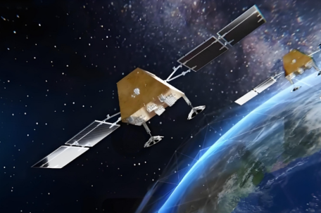 探秘薄如纸片的卫星“充电宝”