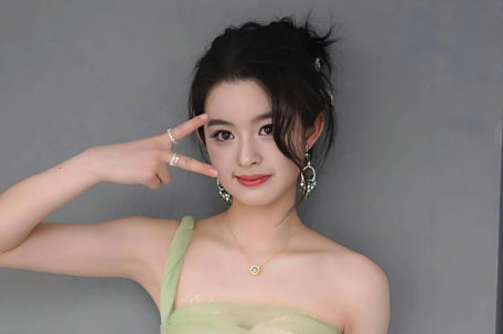 黄杨钿甜“天价耳环”最新通报