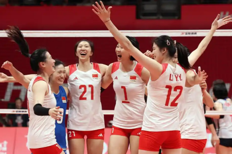 中国女排3-2逆转美国