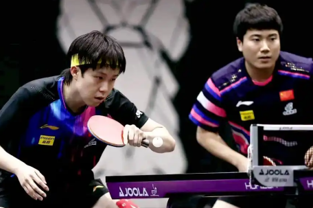 王楚钦男双出局 扇自己巴掌