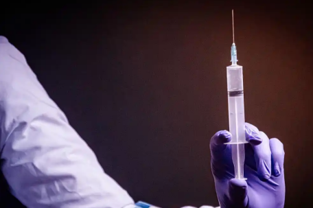 女童患重病想退年卡 景区“仅退款”