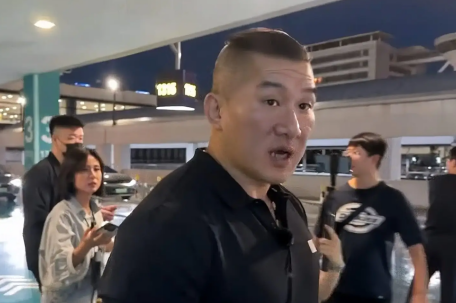 台网红大陆行：看看高铁有没有靠背