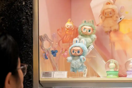 知情人士称泡泡玛特年初已扩产能