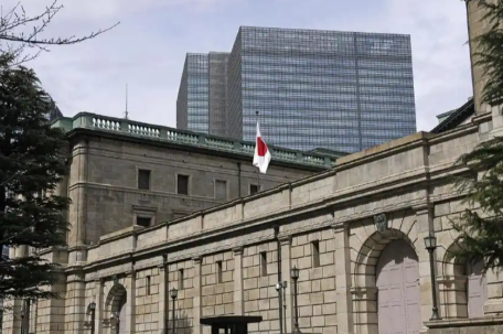 日本政府讨论：给国民发点儿钱吧