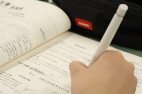 考二本分想上一本家长被骗80多万 