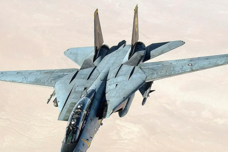以军称摧毁三架伊朗F-14战斗机
