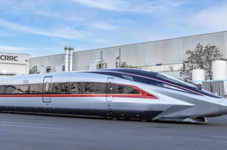 国产高铁CR450“过于先进不便展示”