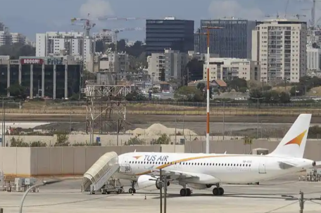 胡塞称用高超音速弹道导弹袭击机场