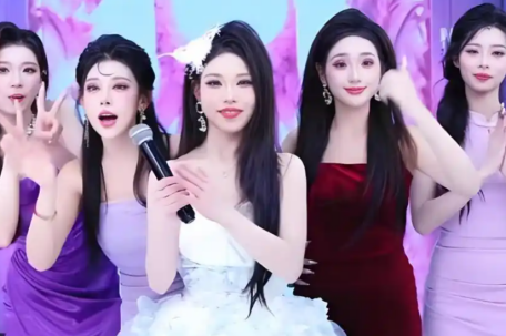 欠薪、擦边、违约金 年轻人困在团播里