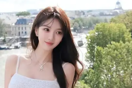 叶珂退网后复播 被曝已有新欢