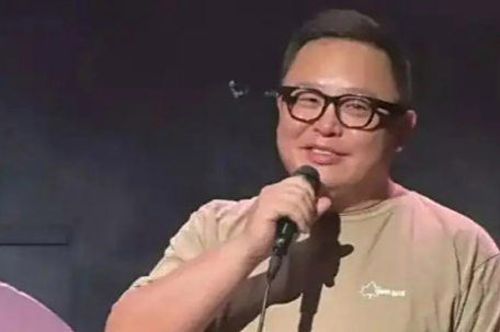 德云社相声演员阎鹤祥自曝当爸