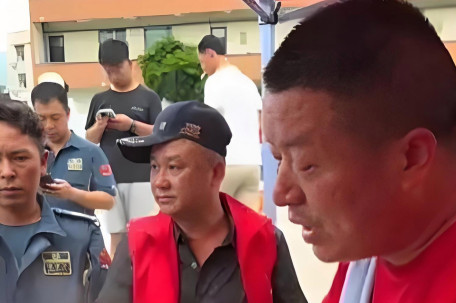 这碗面的配方是热腾腾的爱