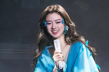 单依纯念rap词好含糊