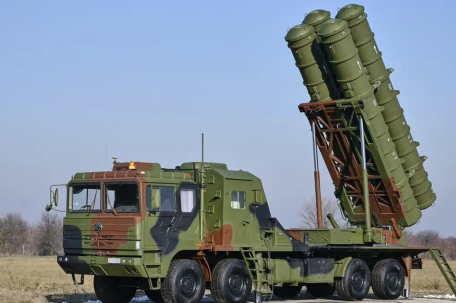 塞尔维亚防空导弹旅用上中国导弹