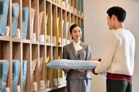 为何一夜之间酒店都抢着卖枕头