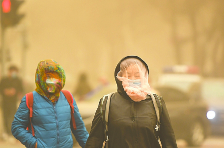 张家口气象台回应网传沙尘暴