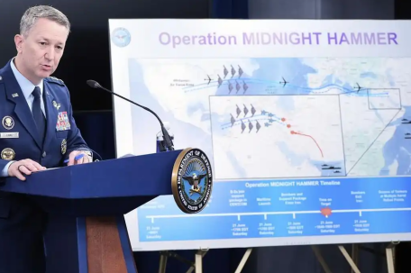 美确认动用14枚巨型钻地弹袭击伊朗