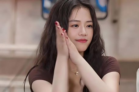 马思纯瘦回黎吧啦 状态回春