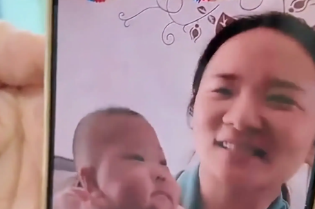 怀孕21周时胎儿小脚丫掉了出来