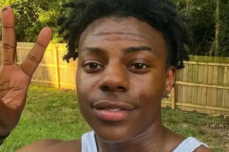 甲亢哥欧洲行用中文对粉丝喊冷静