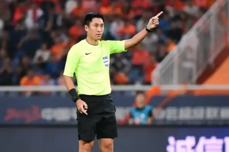 马宁怒吼瓜迪奥拉