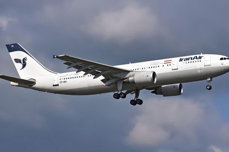 伊朗所有航班暂停