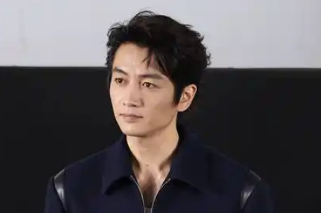 陈晓称自己是宁波镇海人