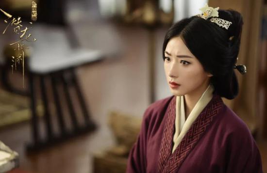 三女侍一夫！龙榻上的曹操之女，斗曹丕、摔玉玺，她才是三国最伟大的女人